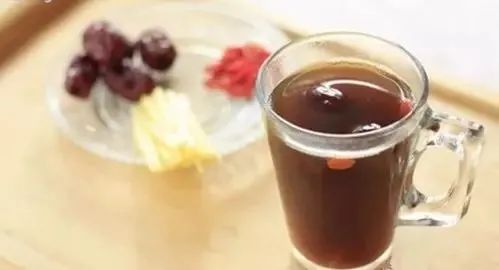 阿胶姜枣茶：夏季的排湿养血良方！在这个最佳季节，赶快喝起来吧