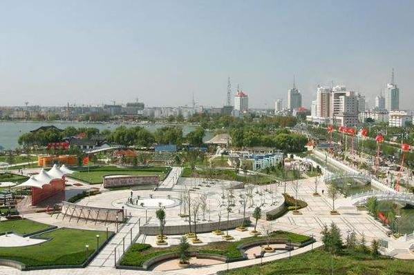 聊城下辖的一个小县城，是“阿胶之乡”，地区生产总值166.84亿元