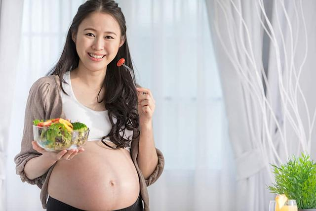 孕妇吃什么，胎儿更聪明？孕妇饮食做到“四三”，宝宝智力发育好