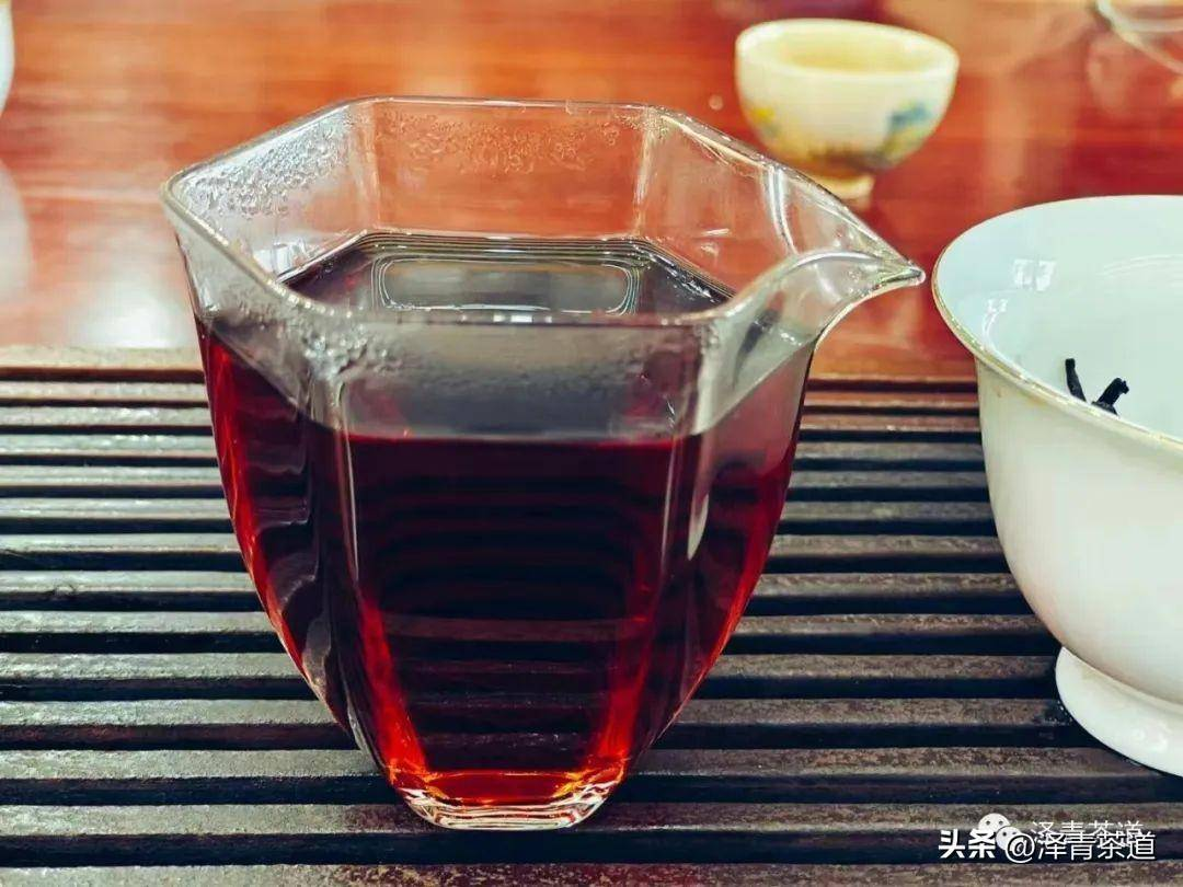 原创
 茶叶过了保质期还能喝吗？